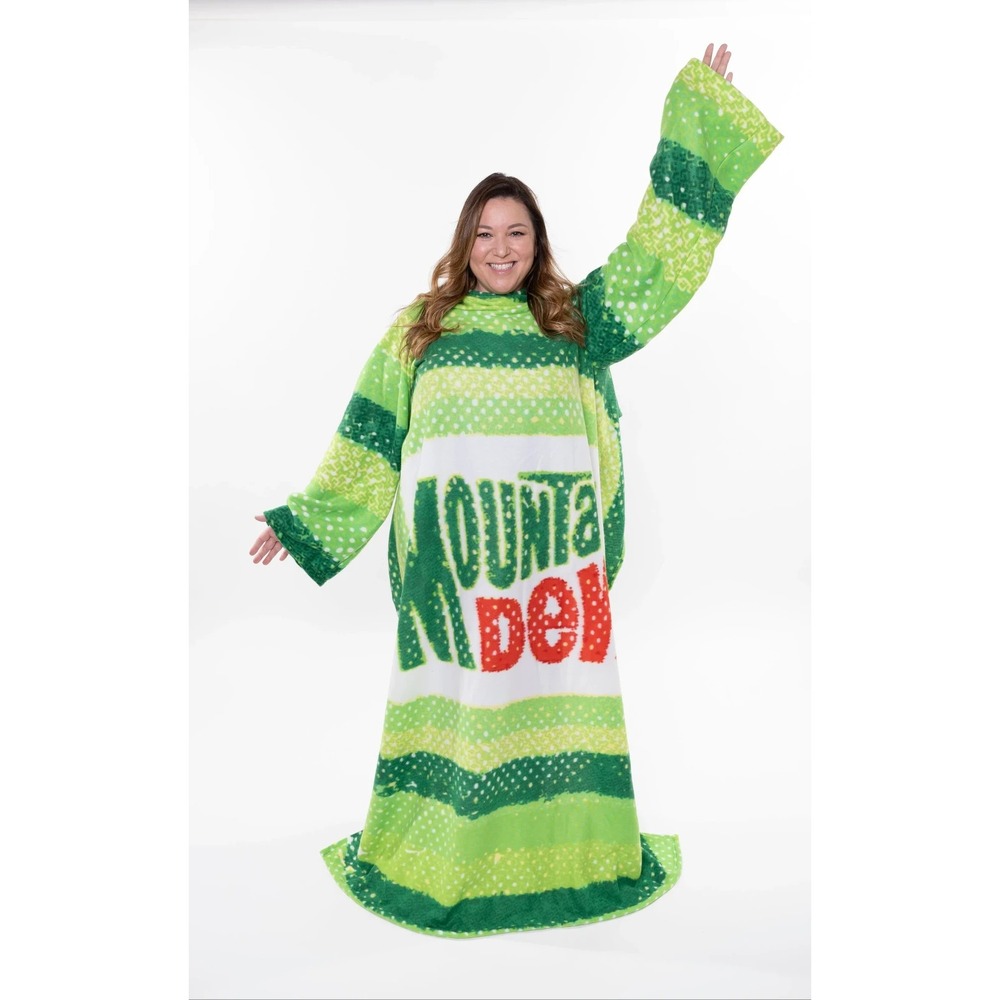 Snuggie Mountain Dew‎ Retro Logo 71" X 54" Blanket Sleeves GREAT GIFT Warm Cozy